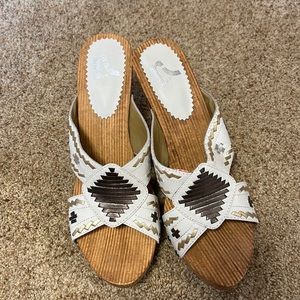Report Yolanda Brown Wood Platform Wedge Slides